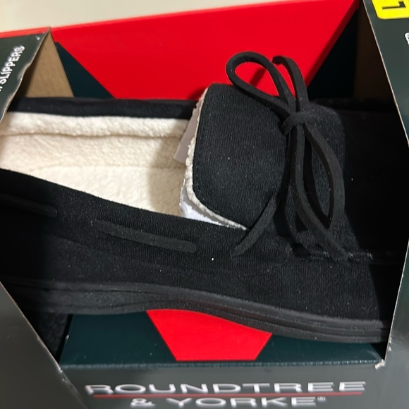 NIB Roundtree Men’s Premium Slippers Heather Black size L 11-12 Indoor/Ou… - Picture 2 of 4